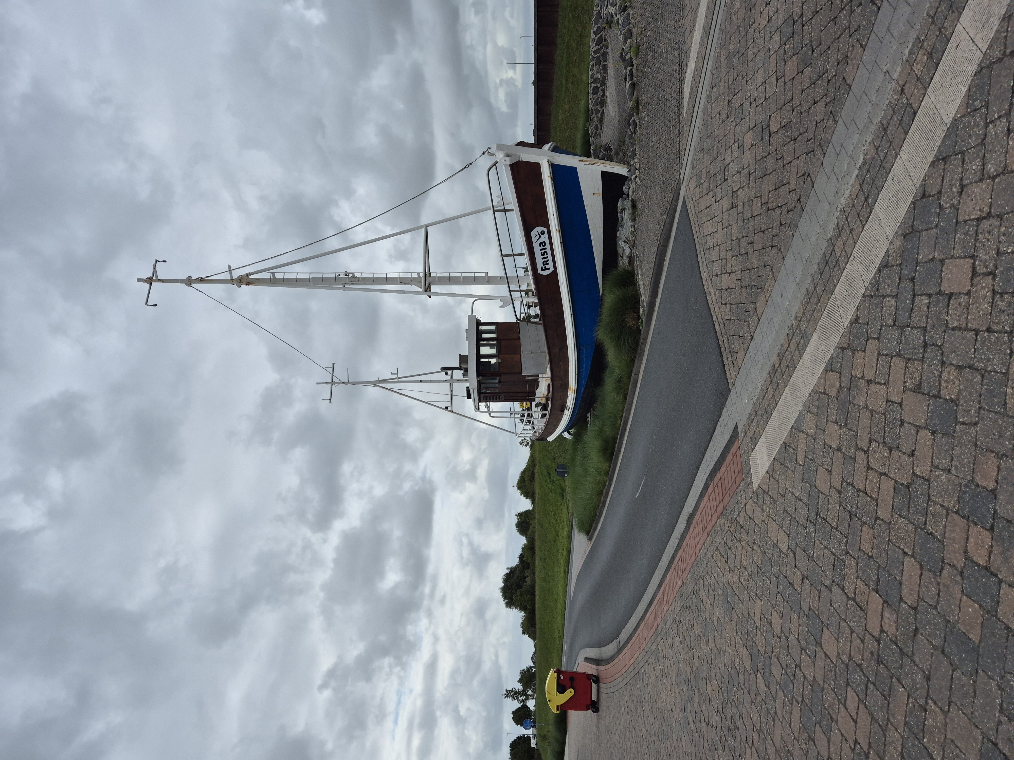 Ausgestelltes Schiff