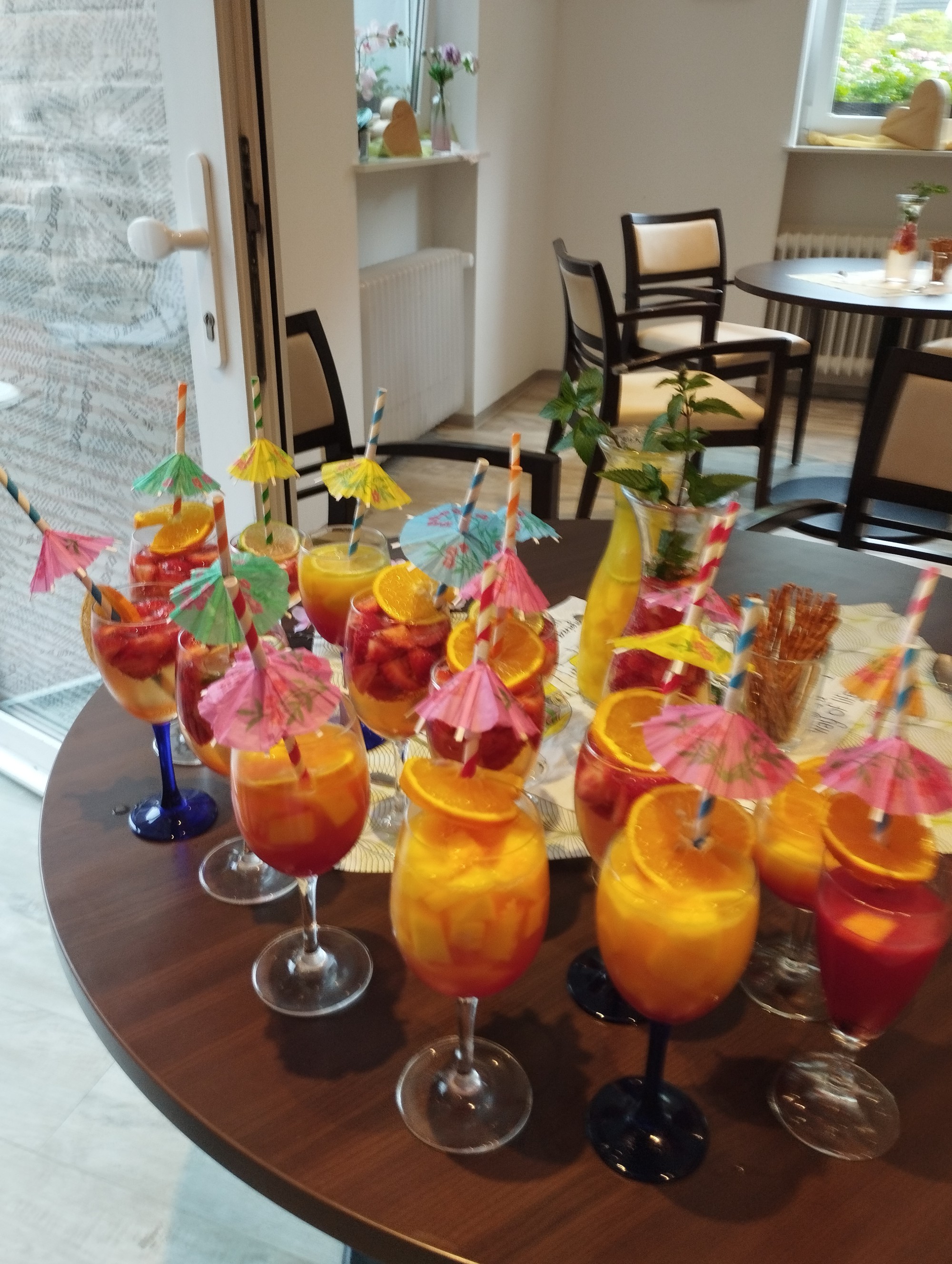 Cocktails mit Schirmchen