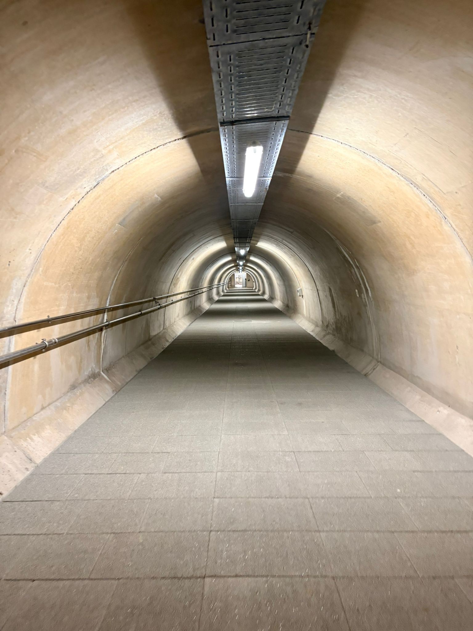 Tunnel zum Wasserturm