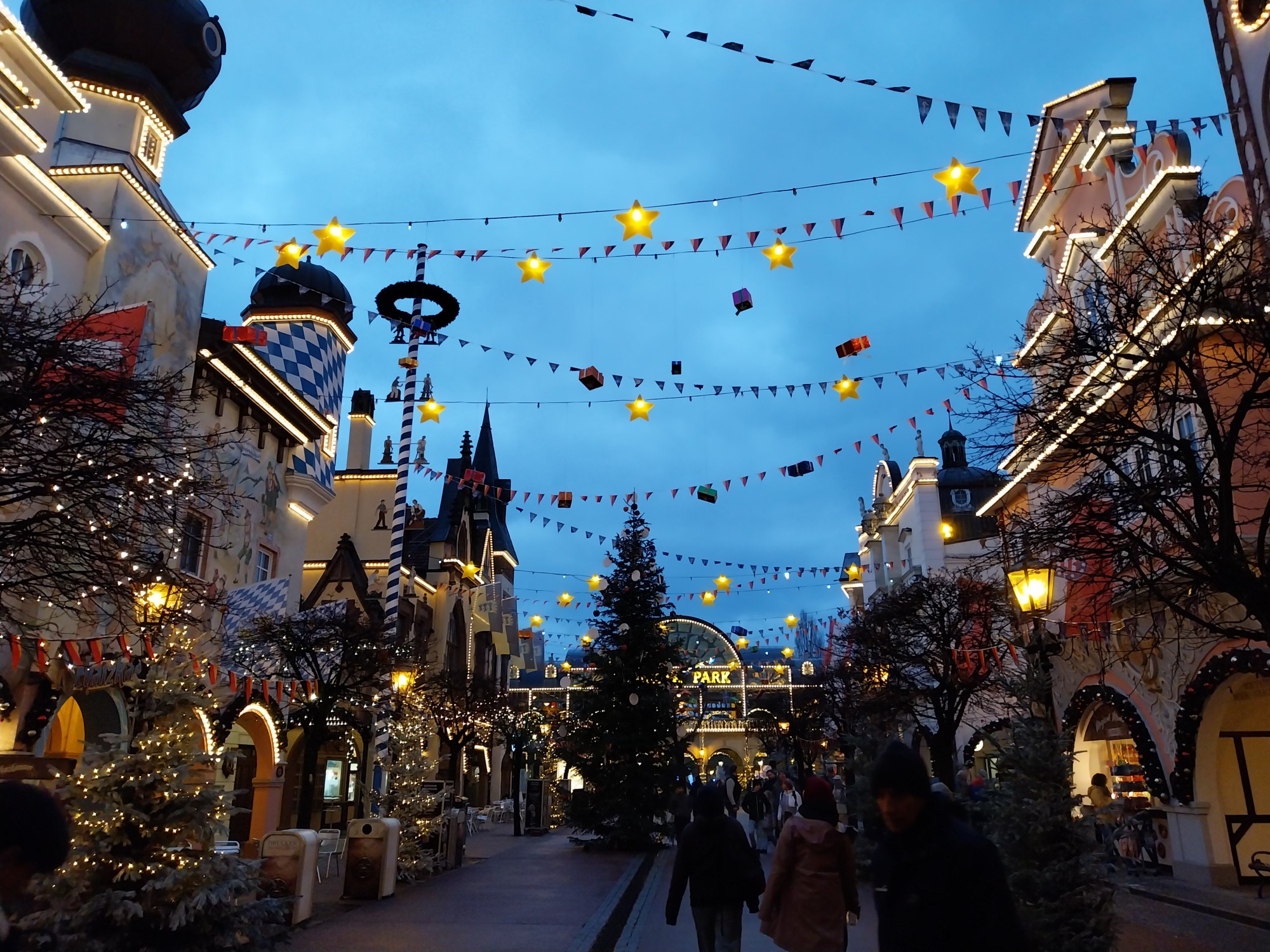 Winterliche Dekoration im Europapark Rust