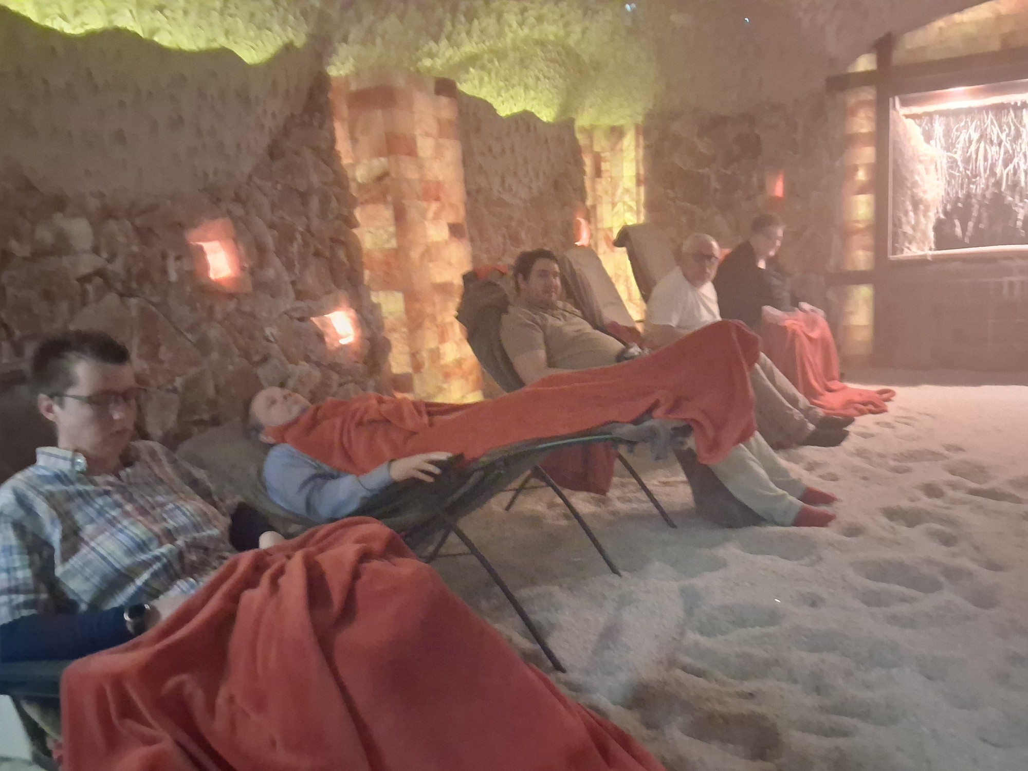 Gruppenfoto in der Salzgrotte