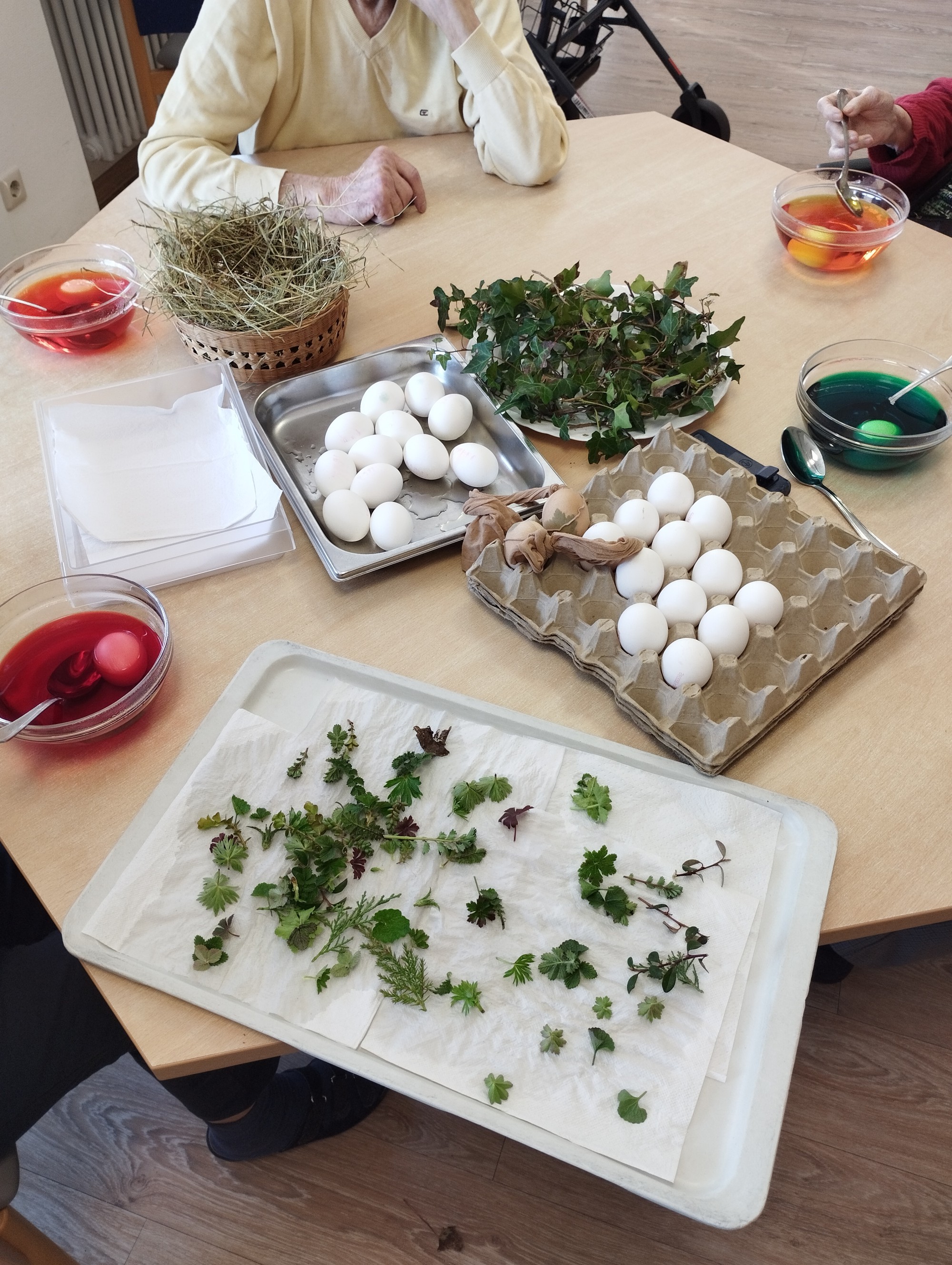 Materialien f&uuml;r Osternester